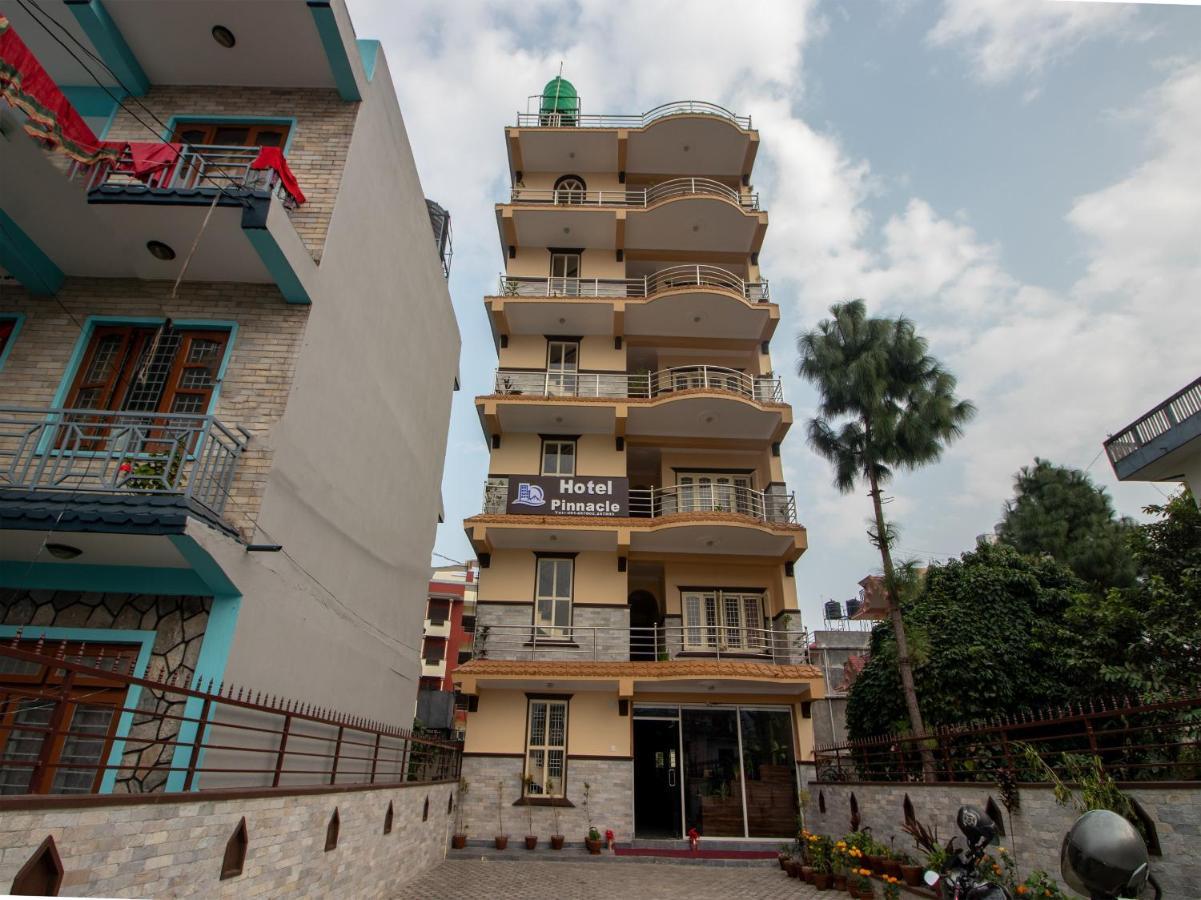 Oyo 253 Hotel Pinnacle Pokhara Esterno foto